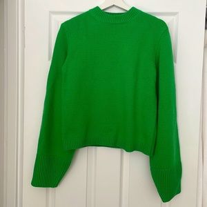 Understanding Voluminous Sleeve Jumper
